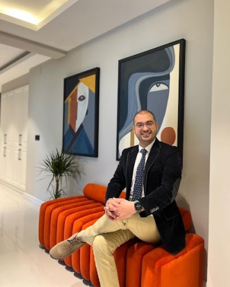 Dr Uğur Yıldırım