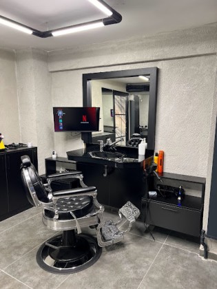 Gloss Erkek Kuaför / Berber