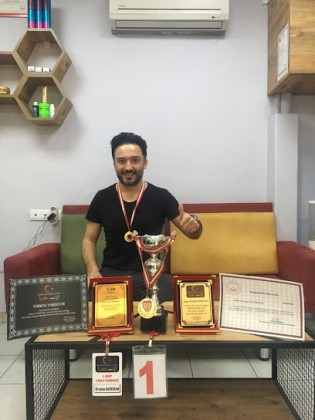 Dağkıran Erkek Kuaförü - Batı Karadeniz Bölge Birincisi