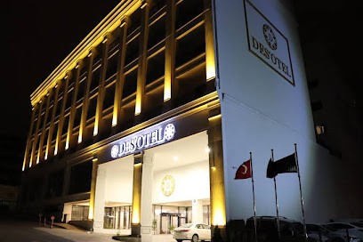Des Otel
