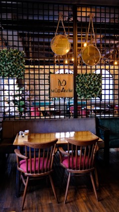 Müdavim Restaurant