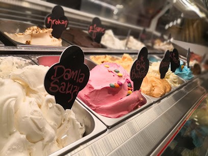 Meşhur Dondurmacı Ali Usta - Kadıköy/İstanbul