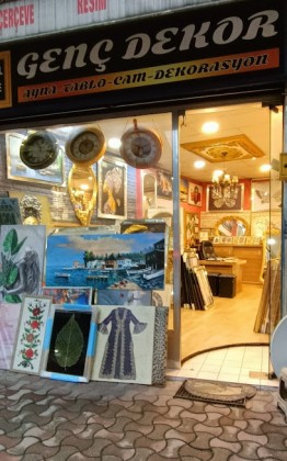 Genç Tablo Çerçeve Cam Ayna