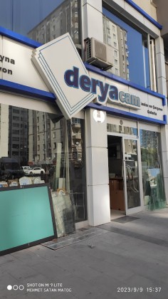 Derya Cam