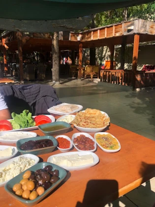 Zembul Yöresel Yöresel Yemek -Kahvaltı - Kafe