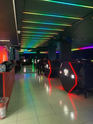 Seven E-Sports & İnternet Kafe