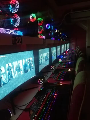 Capino E-Spor İnternet Cafe