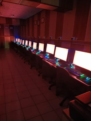 Gezegen Internet Cafe