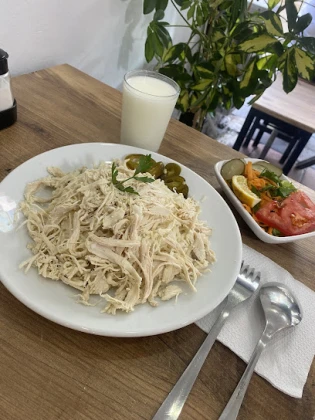 Meşhur Tabaklar Pilavcısı & Çiğköfteci Sait