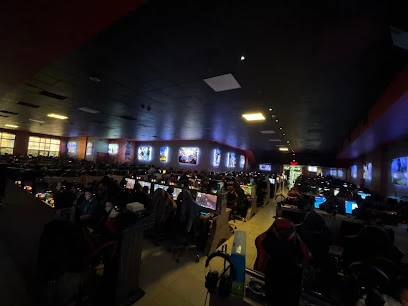 Discovery E-Spor Merkezi Ve İnternet Kafe