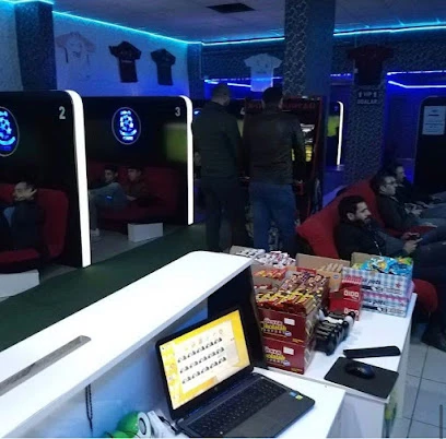 90+4 Playstation Cafe