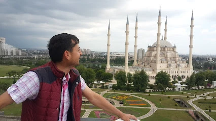 Adana Optimum Outlet Buz Pisti