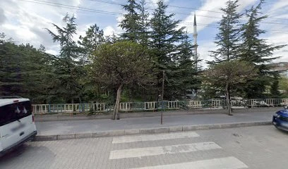 Ahmet Yesivi Camii Kapalı Otoparkı