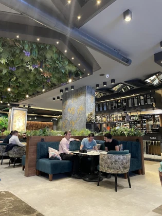 Ahqam Cafe Lounge Restaurant