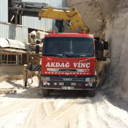 Akdağ Vinç Ve Ağır Nakliyat