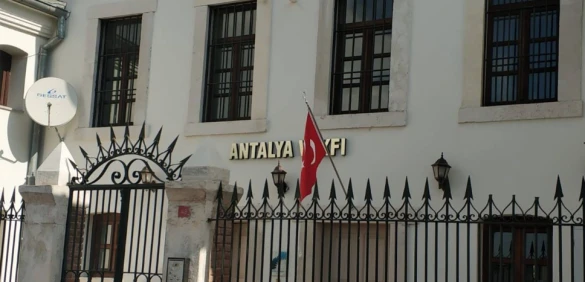 Antalya Öğretim Ve Eğitim Vakfı ( Antalya Vakfı )
