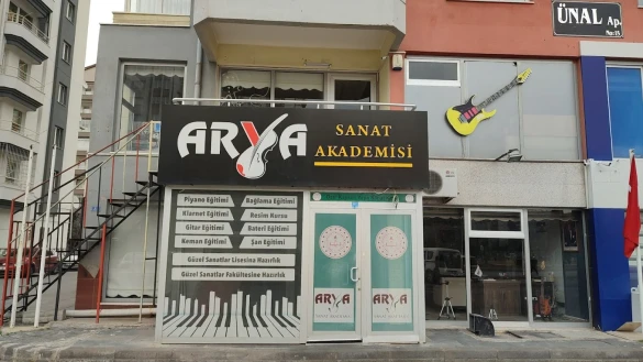 Arya Sanat Akademisi