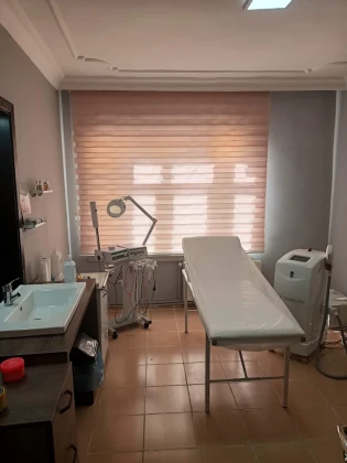 Aura Güzellik Merkezi