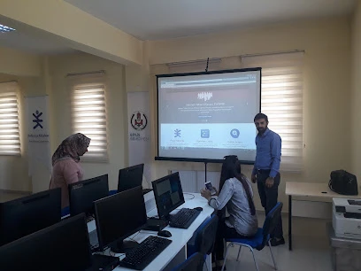 Belediye Halk Kütüphanesi Ve Kurs Merkezi