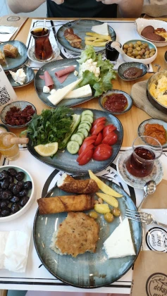 Çanakkale Dokuz Masa Kahvaltı Cafe