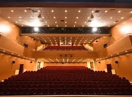 Cüneyt Gökçer Sahnesi