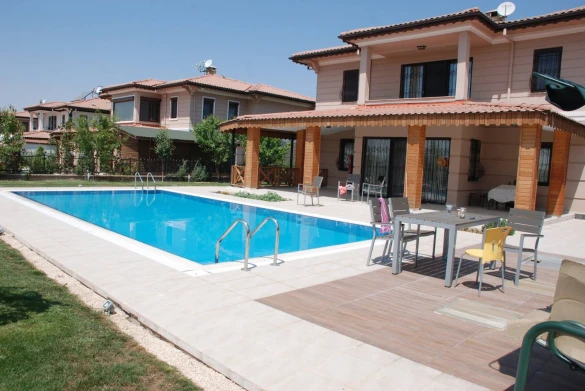 Daimon Havuz Yapım Ve Onarım Hizmetleri