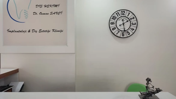 Diş Hekimi Osman Savci-Mardin Savci Ağız Ve Diş Sağlığı Kliniği