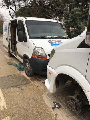 Dört Mevsim Oto Lastik - Bursa Nöbetçi Lastikçi 7/24 Mobil Yol Yardım Lastik Ve Oto Çekici Hizmeti