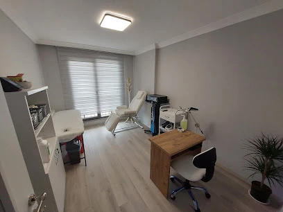 Dr İsmail Karabacak Geleneksel Ve Tamamlayıcı Tıp Muayenehanesi, Kupa Tedavisi (Hacamat), Ozon Tedavisi, Mezoterapi