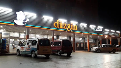 Düzgün Market