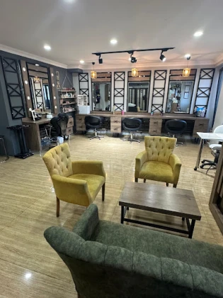 Elit Bayan Kuaförü