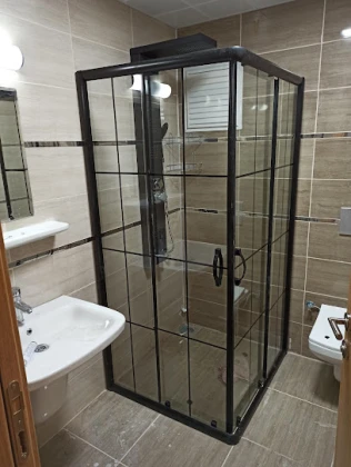 Elit Yapı Pilise Sineklik Duşakabin Sistemleri