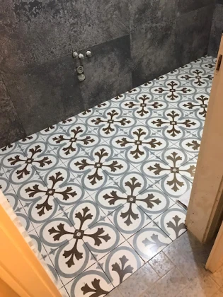 Fayansçı Kenan Usta