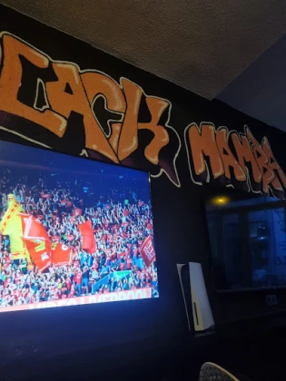 Game Wars Konsol Cafe