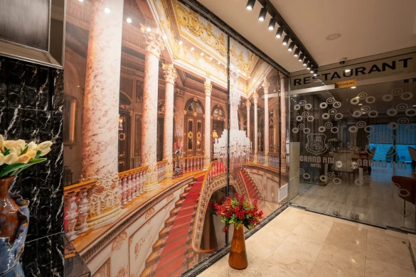 Grand Ani Hotel
