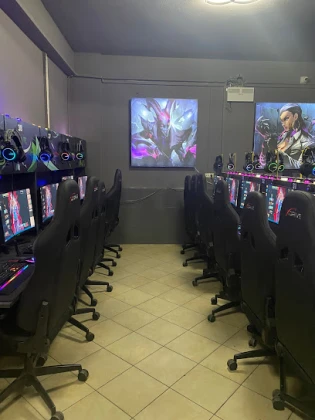 Gümüşnet İnternetkafe Gamehouse