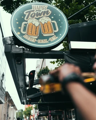 Happy Town Pub & Bistro