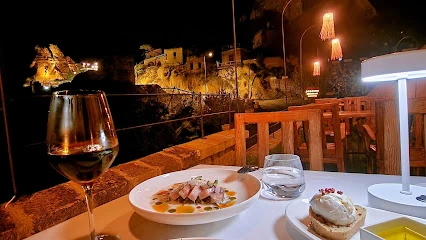 Jardinn Restaurant & Gastro Pub