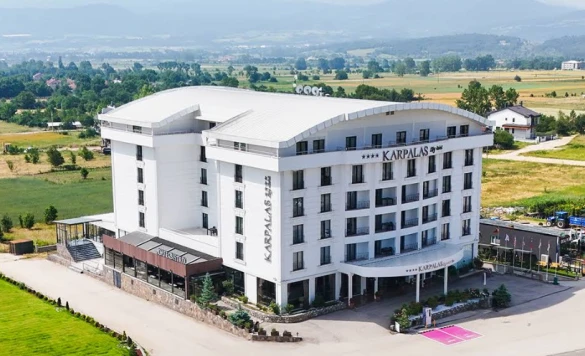 Karpalas City Hotel & Spa