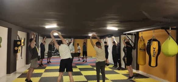 Kerem Gürgen Fight Club & Fitness& Boks Akademisi