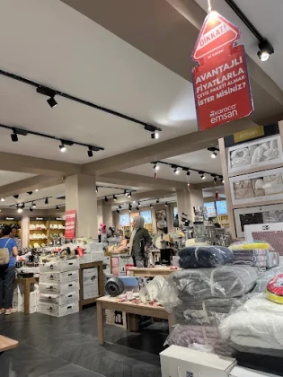 Kılıç Ticaret Merkez Mağaza