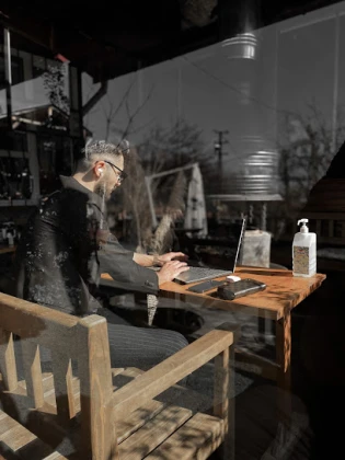 Komşu Cafe Restoran