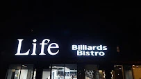 Life Billiards & Bistro