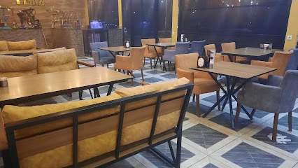 Loqman Cafe & Lounge