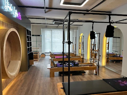 Lotus Yoga & Pilates Stüdyosu
