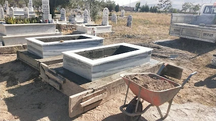 Met - Kan Mermer Granit Mezar