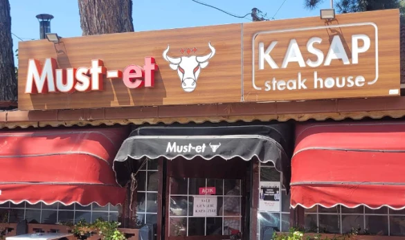 Must-Et Steakhouse Restourant