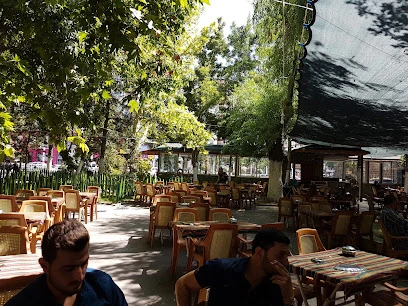 Öğretmenler Parkı Çay Bahçesi