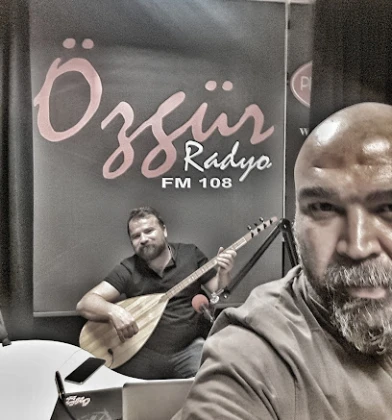Özgür Radyo