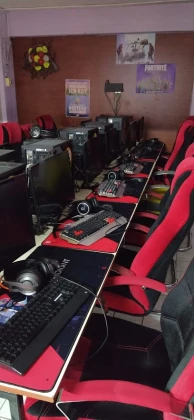 Özlü İnternet Cafe & Dvd